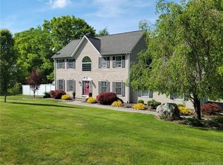 1082 May St, Naugatuck, CT 06770