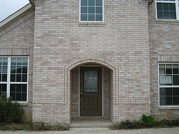 2nd image of 1136 Hidden Meadow Dr