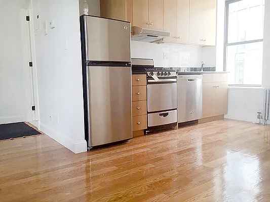 Rented by AJ Clarke | media 12