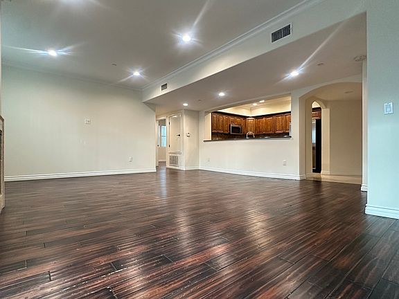 2nd image of 10921 Whipple St #204