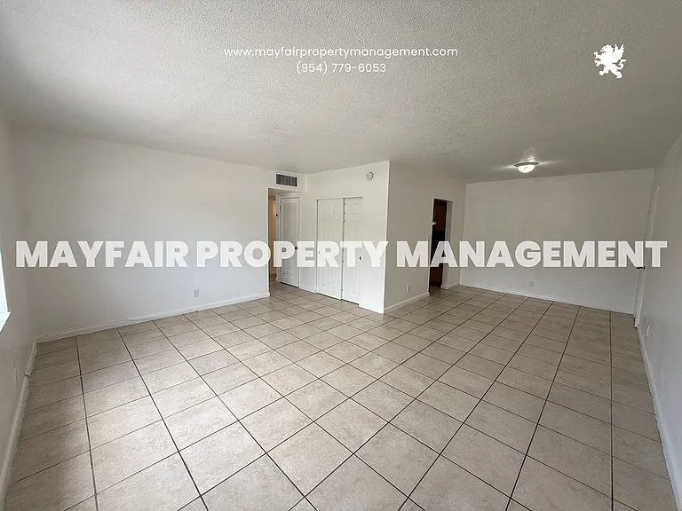 401 NW 43rd St — Photo 22