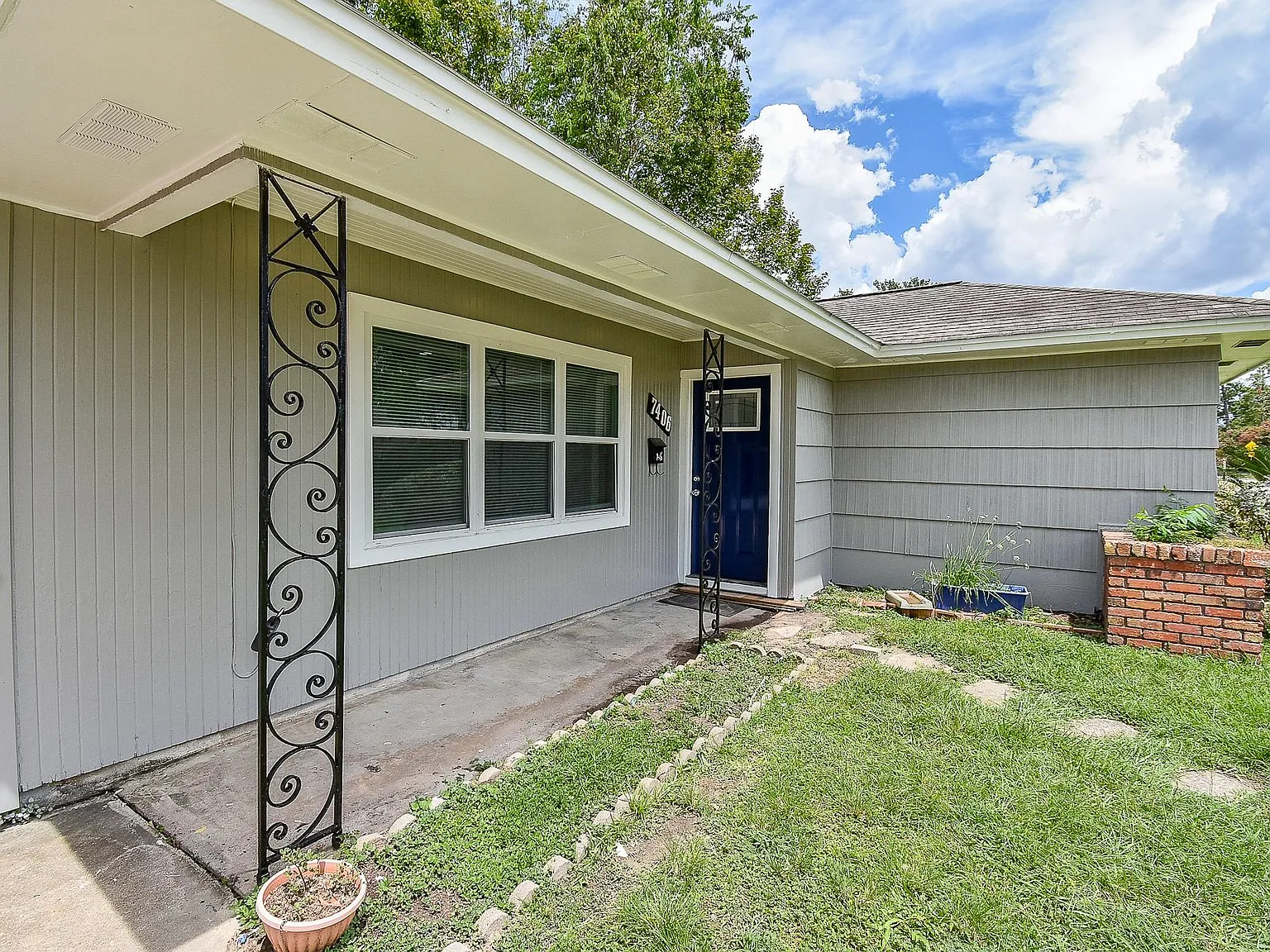 4 bed, 2.5 bath, 1393 sqft, $2,250 — Photo 3