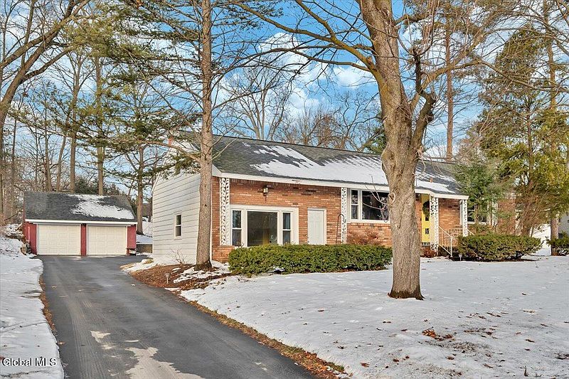 2nd image of 1057 Timothy Lane
