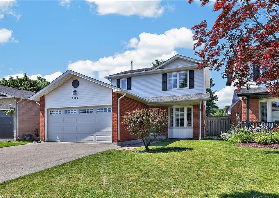 1st image of 2102 Salma Cres