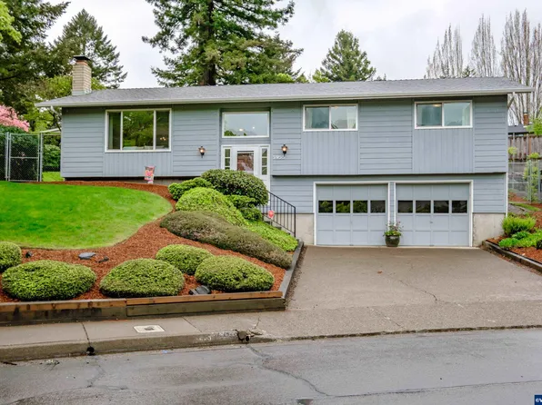 3955 NW Jameson Dr, Corvallis, OR 97330