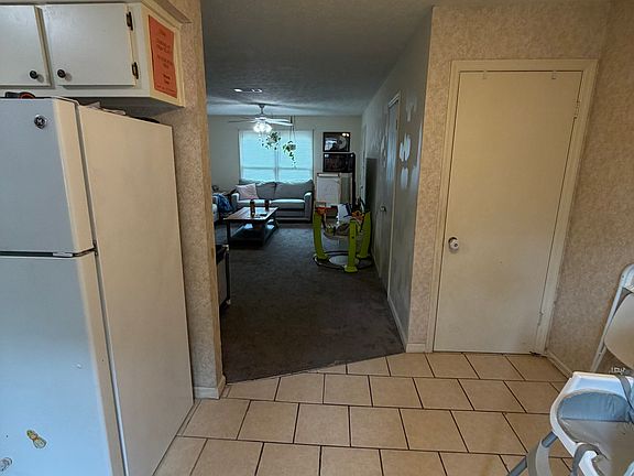3rd image of 444 N Ross St