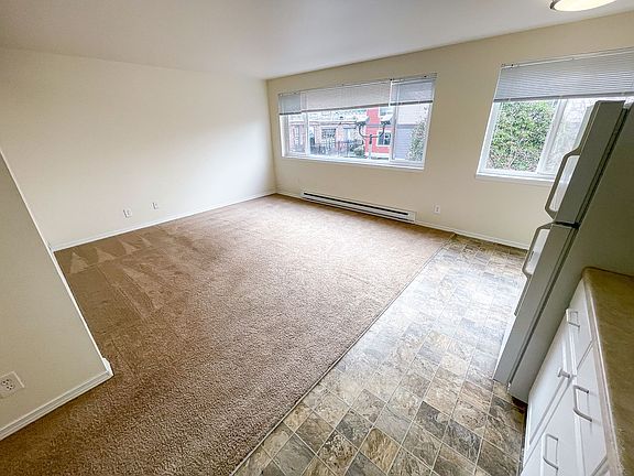 3rd image of 224 Harvard Ave E #206