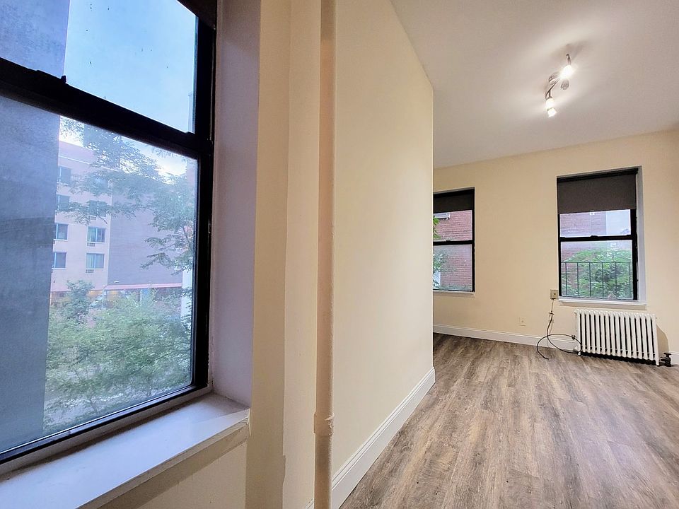 1st image of 657 10th Ave #Y