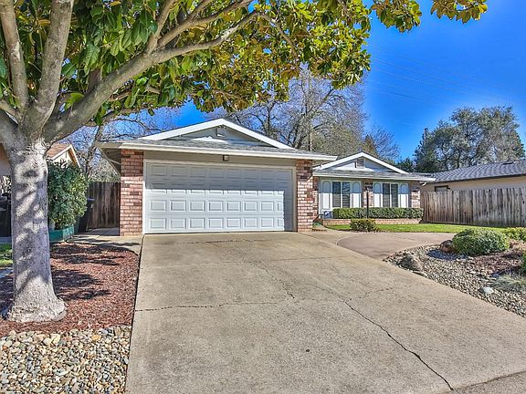 3rd image of 5044 Waterbury Way
