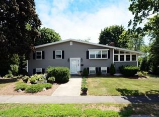 18 Longstreet Rd, Peabody, MA 01960