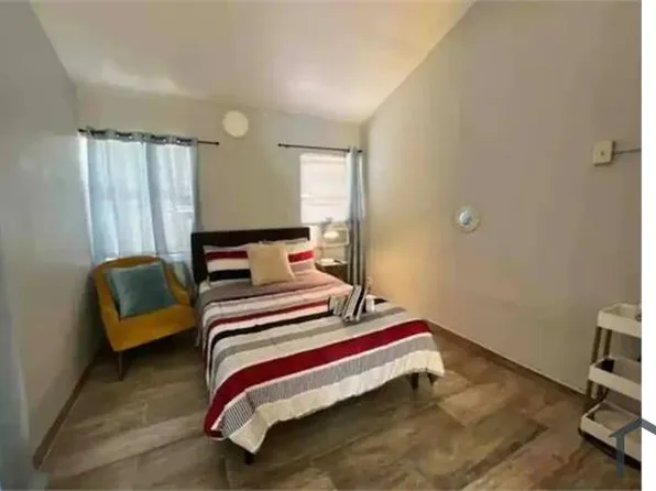 918 SW 9th Ave, Miami, FL 33130