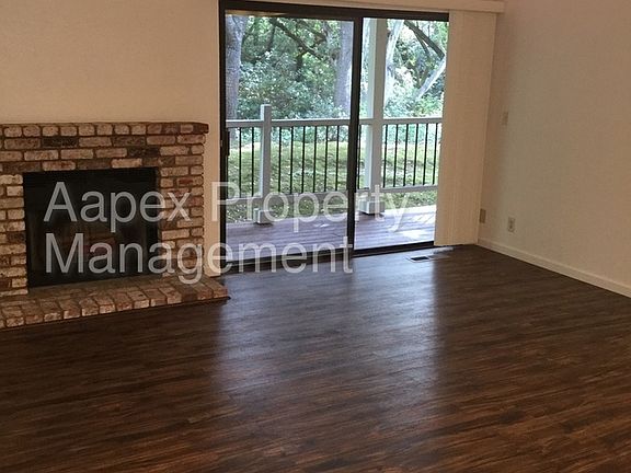 4th image of 2485 Saint Helena Dr APT 1