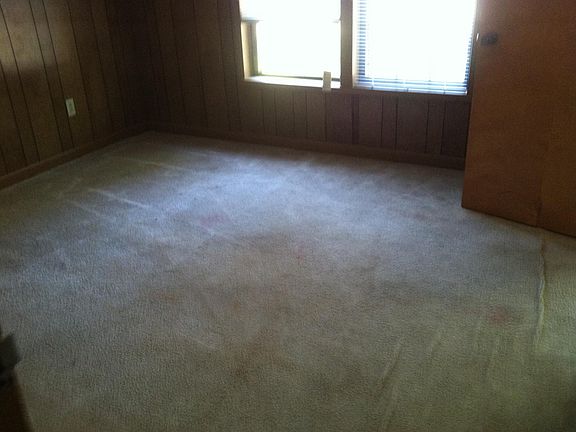 3rd image of 106 Olive Ln