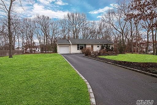 2nd image of 41 Ledgewood Dr