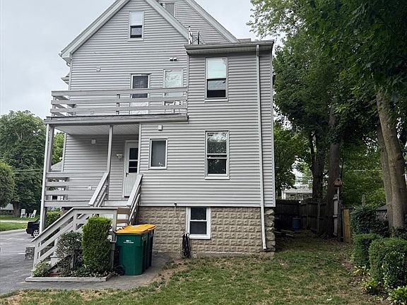 4th image of 108 Winslow Ave