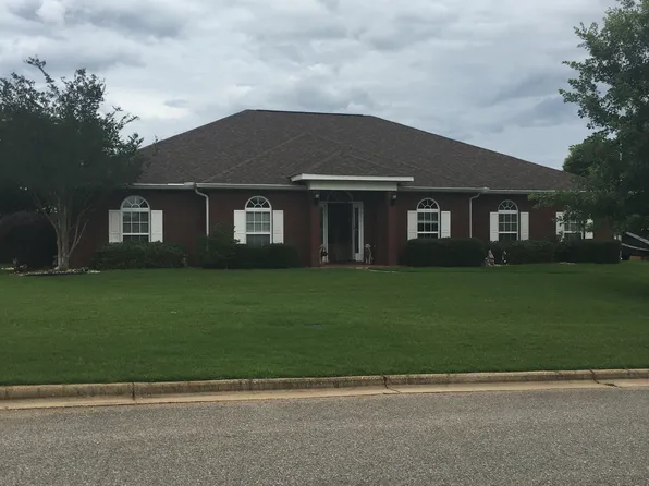 102 Trenton Ln, Enterprise, AL 36330