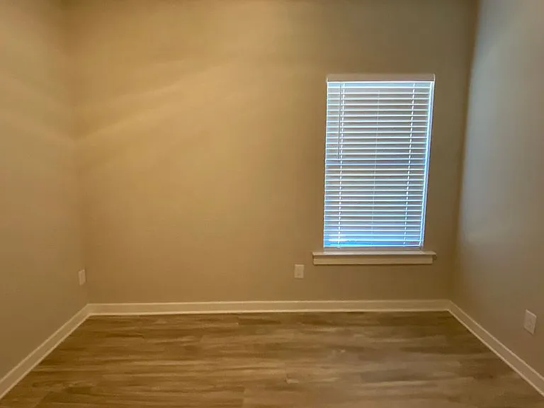 540 Ridgeview Cir — Photo 17