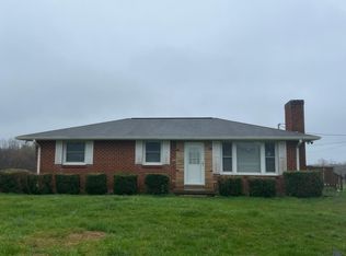 1596 Bearwallow Rd, Ashland City, TN 37015