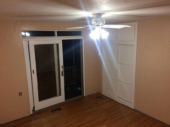 5th image of 1655 Blackthorne Ct #1