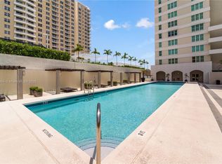 800 Claughton Island Dr APT 1103, Miami, FL 33131