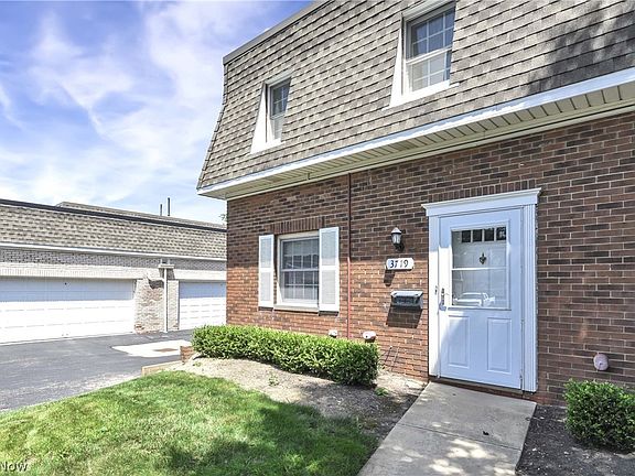 3rd image of 3719 Addington Ct #N183