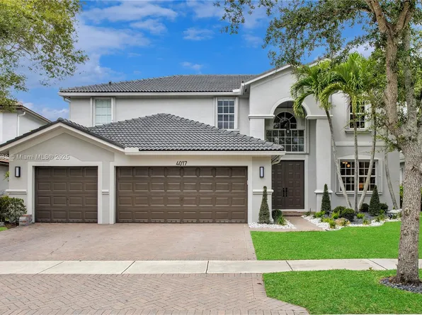 4017 W Gardenia Ave, Fort Lauderdale, FL 33332