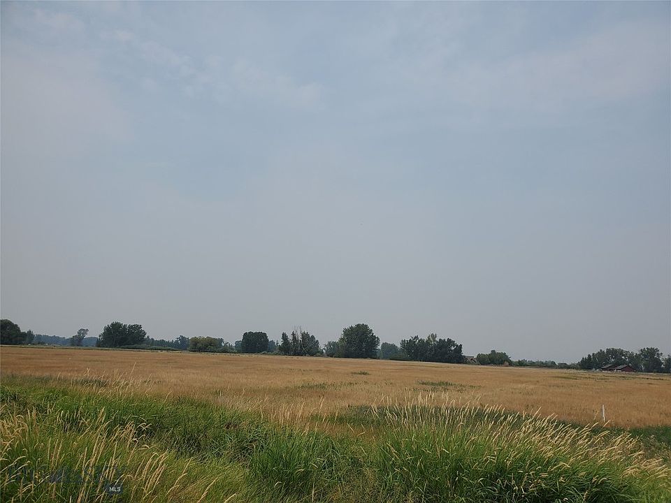 2nd image of Meadow Ln
