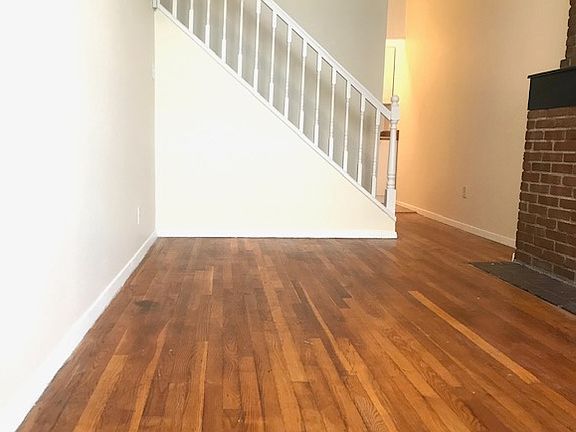 2nd image of 304 E 78th St #4