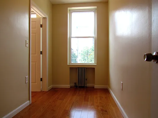 Rented by Landmark Real Estate | media 17