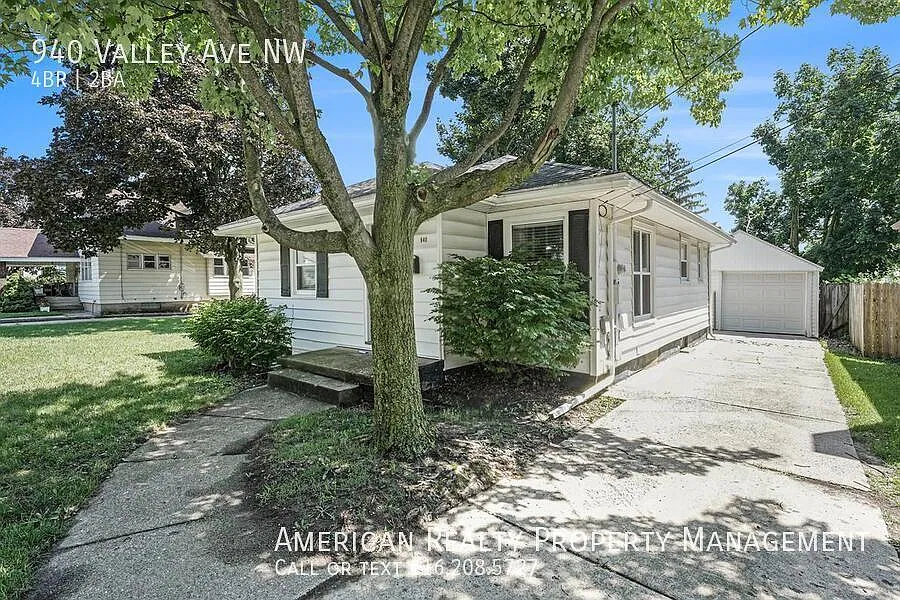 4 bed, 1700 sqft, $2,600 — Photo 1