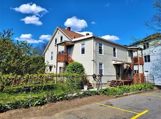170 Washington St #1R, Worcester, MA 01610