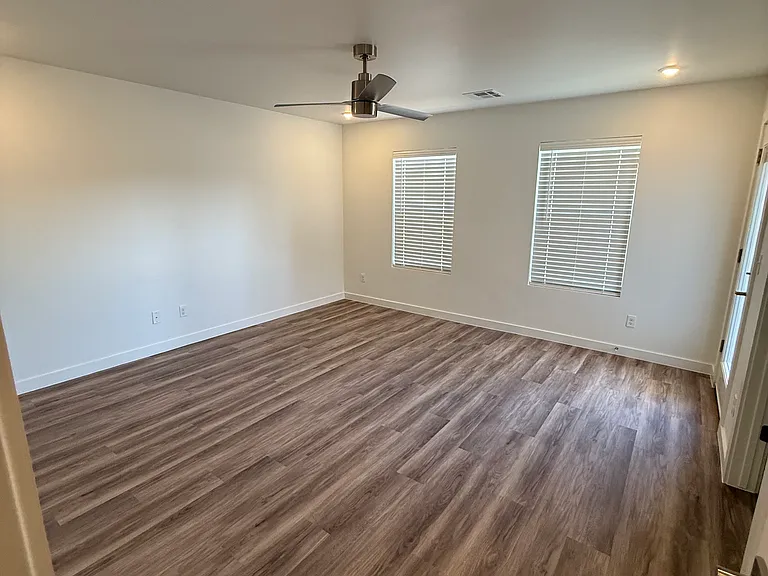 949 Prestige Pl — Photo 21