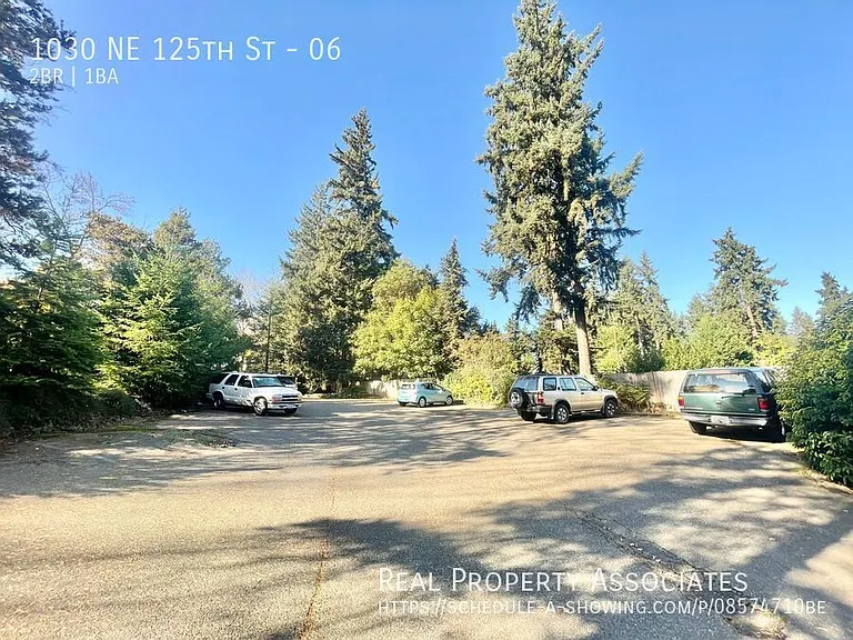 1030 NE 125th St #6 — Photo 22