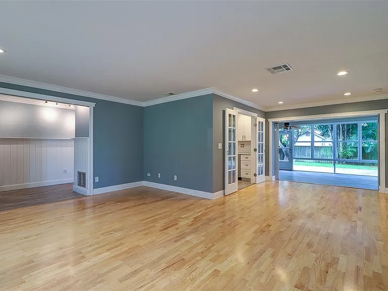 2958 Meadow Wood Dr — Photo 7