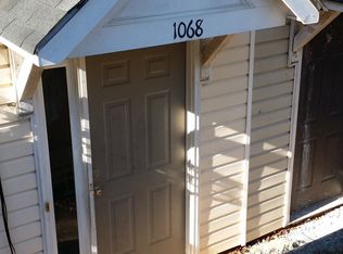 1068 Thorn Woode Ln, Stone Mountain, GA 30083