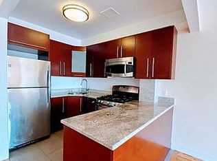 30-02 30th St #4033, Astoria, NY 11102