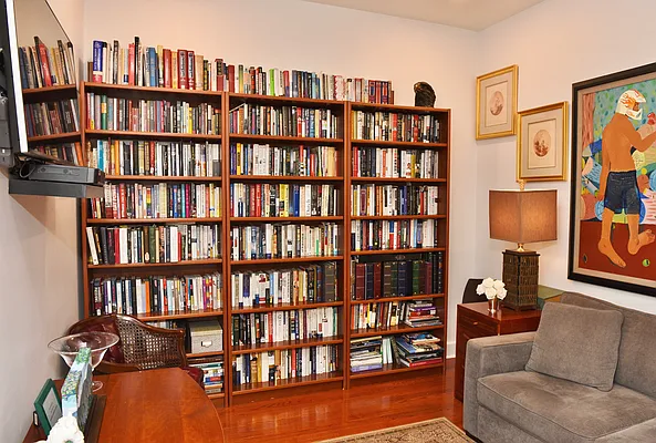 Sold by Holly's Staten Island Buzz | media 6