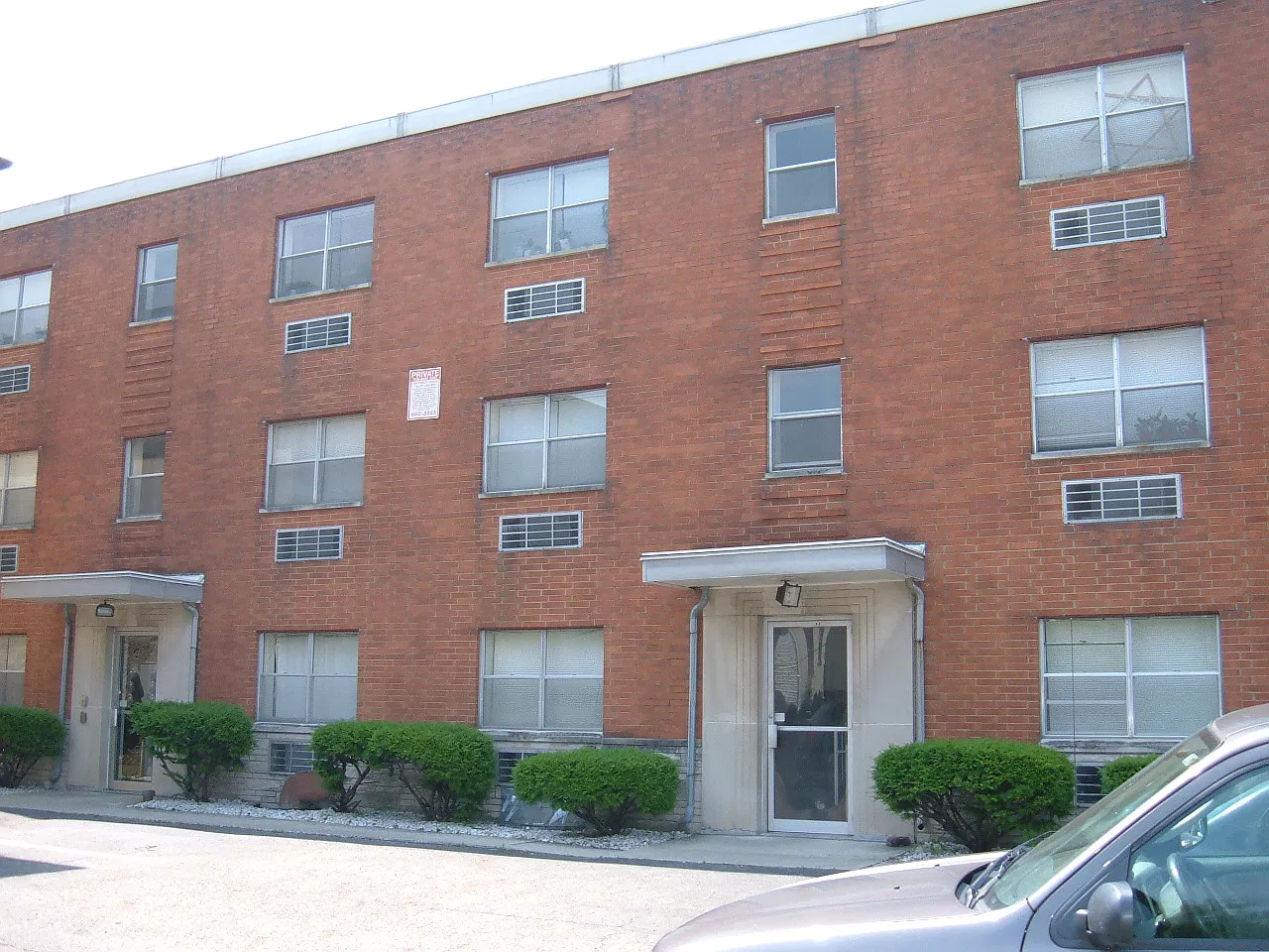 1 bed, 525 sqft, $1,050 — Photo 2