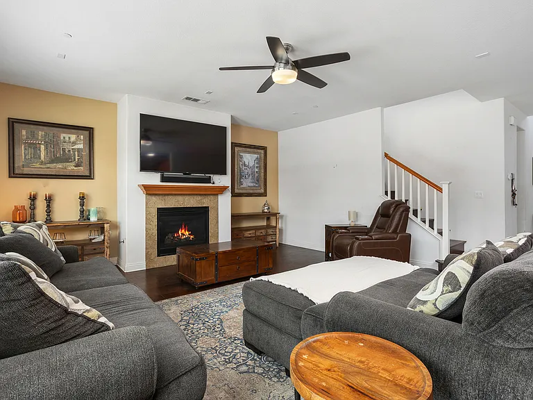 1232 Pinehurst Dr — Photo 8