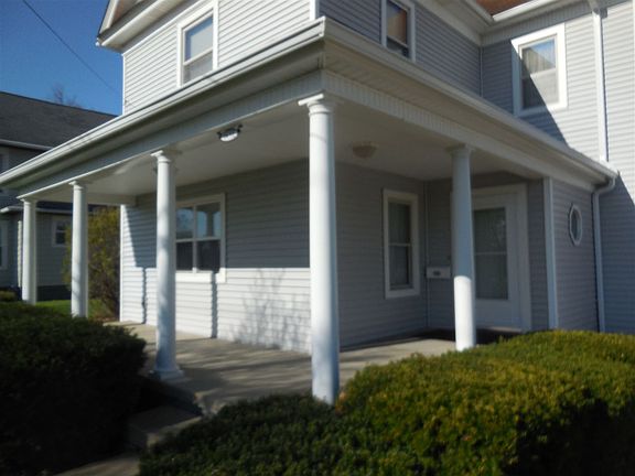 2nd image of 1652 S Jackson St