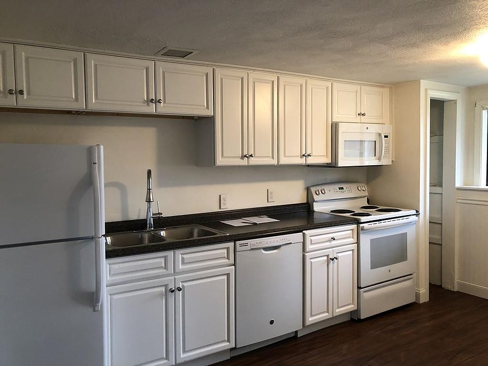 1st image of 163 South St APT 1