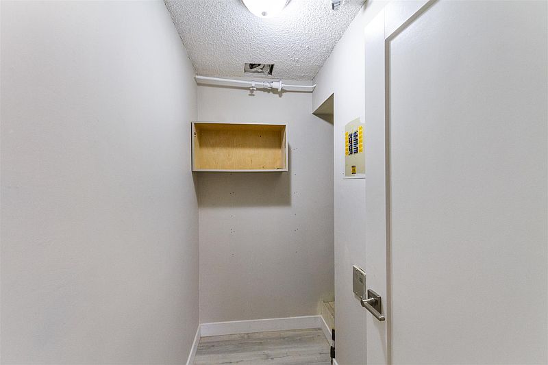 Surrey Townhouse for rent - 2 Bedrooms — photo 19
