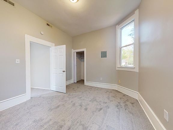 4th image of 3209 W 46th St APT 2