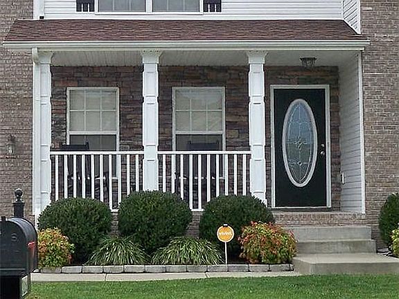 2nd image of 3152 Hawthorn Dr