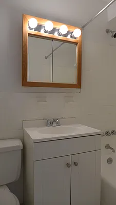 Rented by Metropolitan Equities | media 36