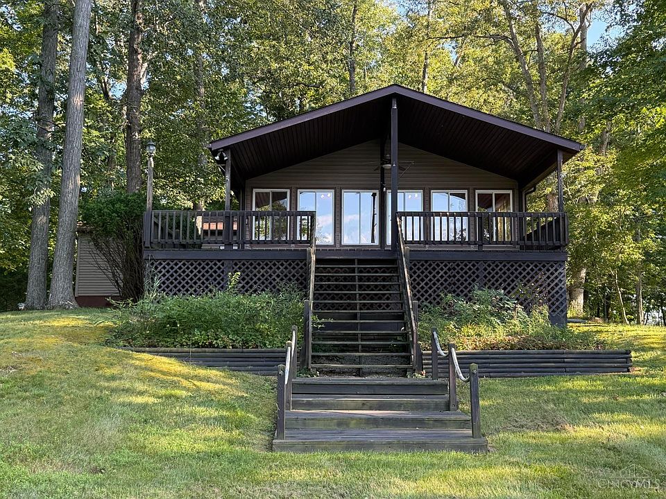 1st image of 100 Waynoka Dr