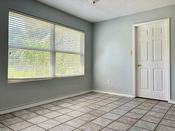 2nd image of 118 Dorado Dr