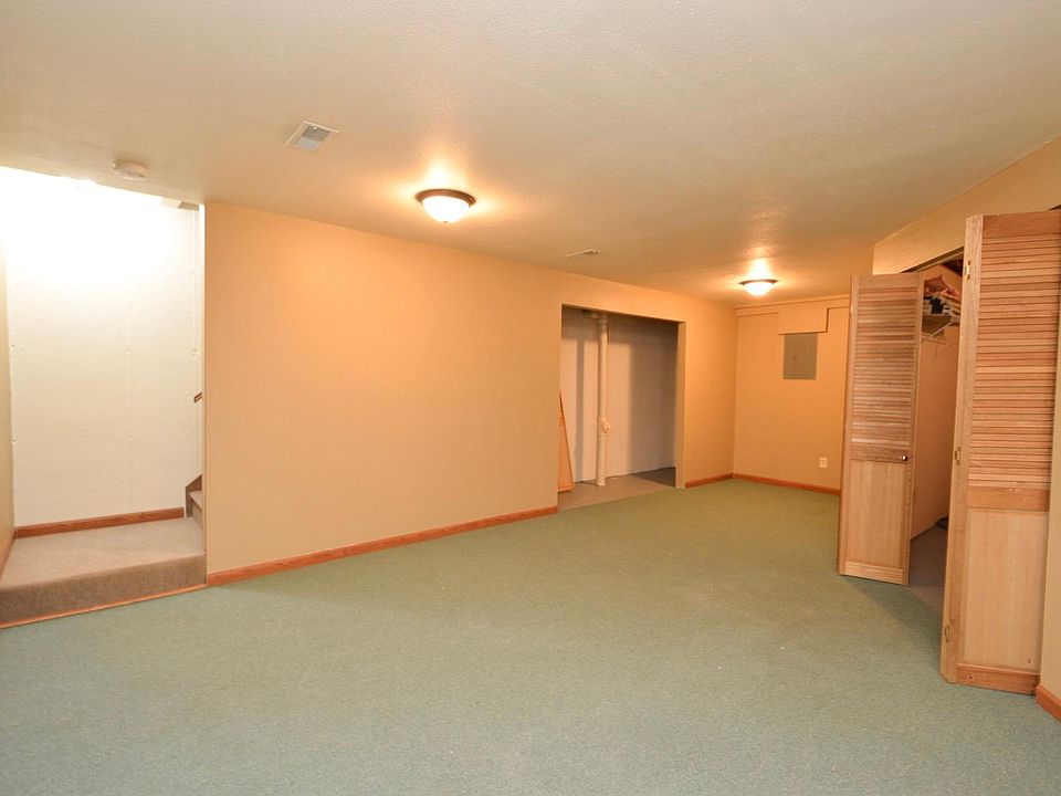 Basement rec area