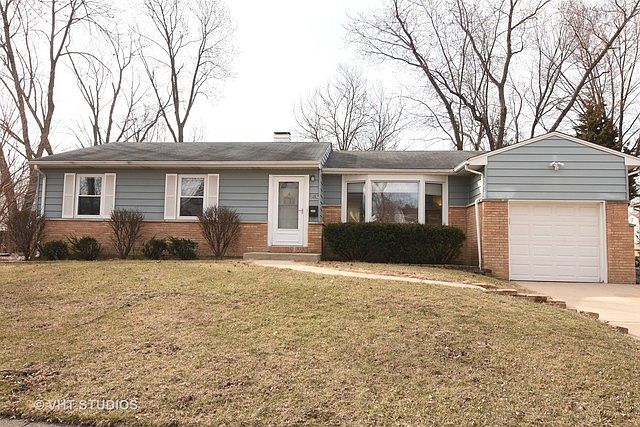 1st image of 1413 E Gloria Dr