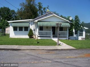 408 Highland Ave, Petersburg, WV 26847